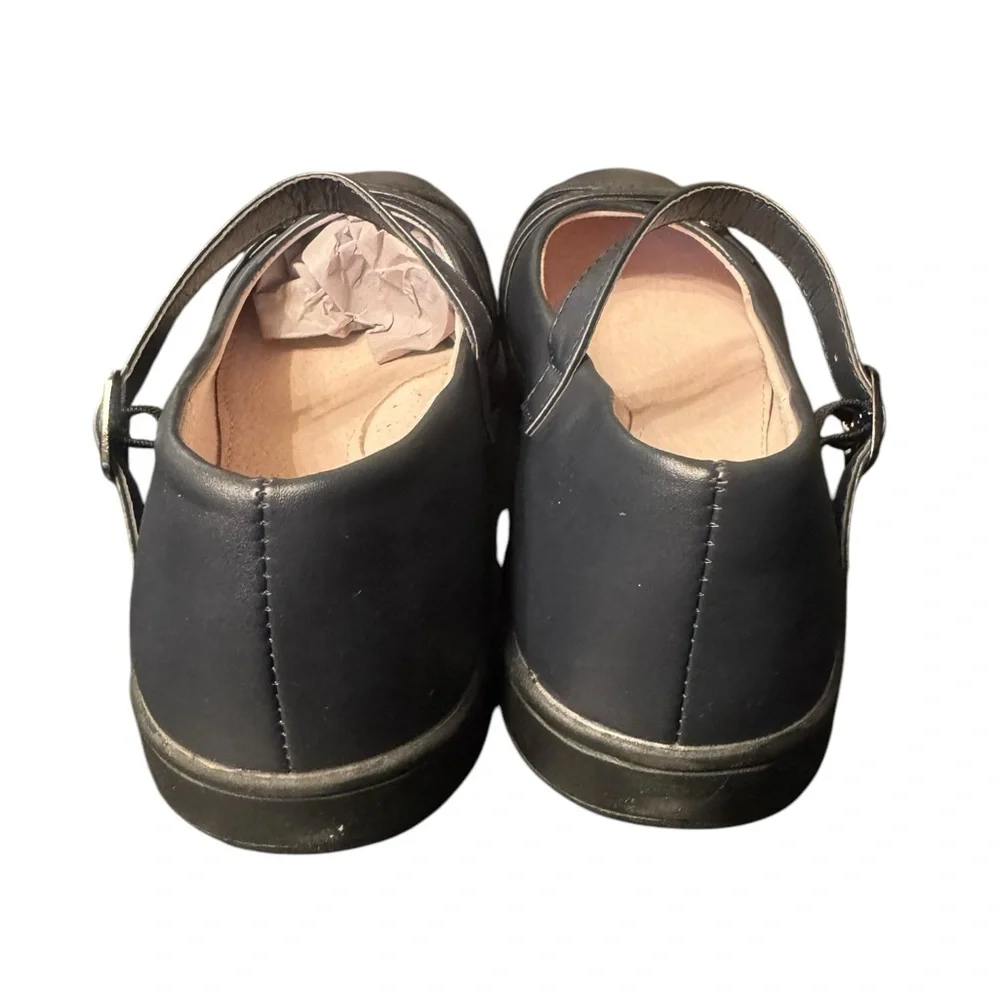 Laura Ashley Girls Navy Mary Jane Shoes size 3